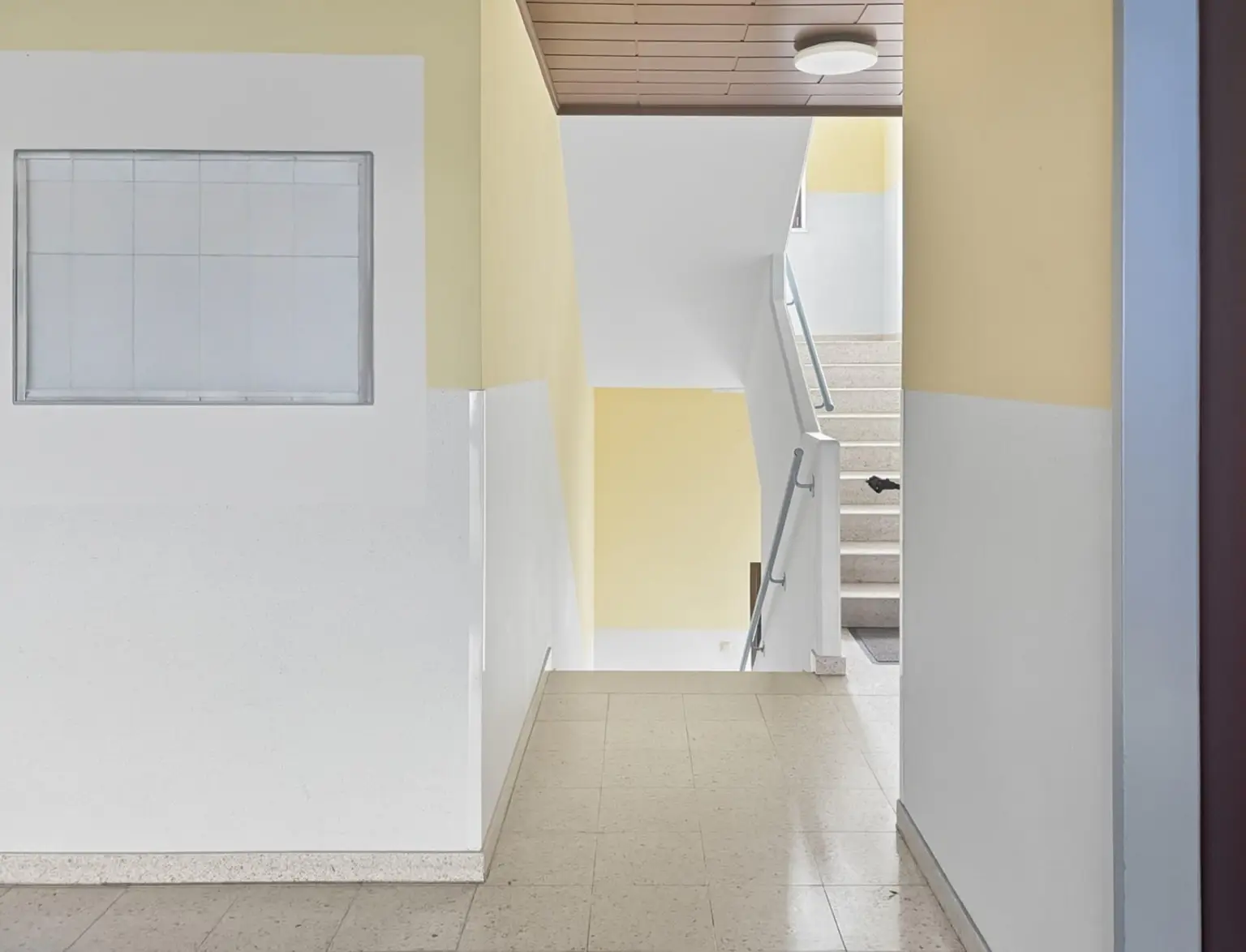 Ihr neues Zuhause: Modern, barrierefrei & Stellplatz in Zentrumslage!