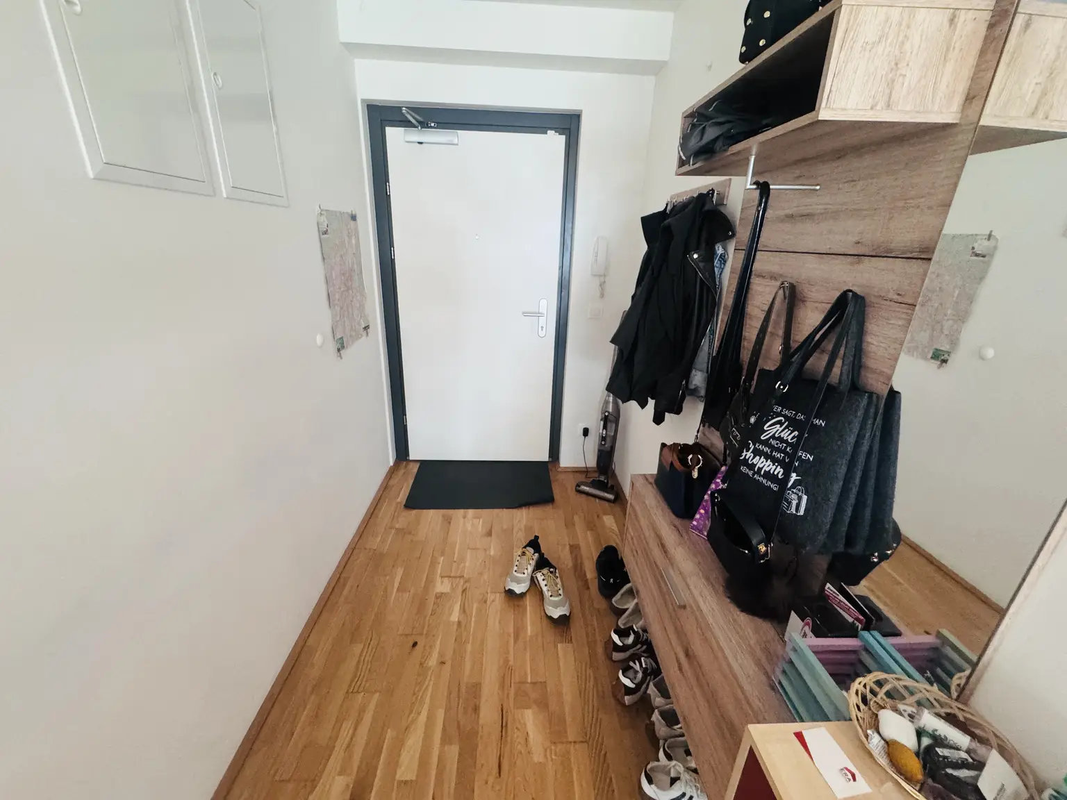 Moderne Wohnung mit Traum-Südbalkon im beliebten CITYGATE – U1 in wenigen Gehminuten