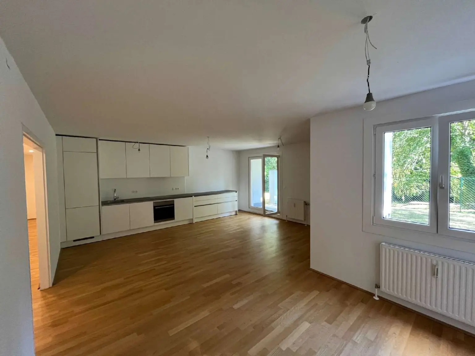 Gartenwohnung in Neustift am Walde, 4-Zimmer, hochwertige Ausstattung.