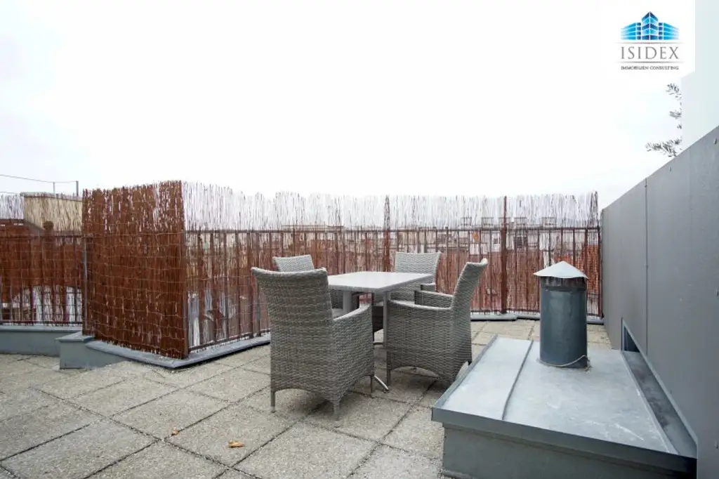 **NEU** Top ausgestattete 3-Zimmer DG-Maisonetten-Wohnung mit großzügiger TERRASSE und SAUNA! Perfekte Lage!!
