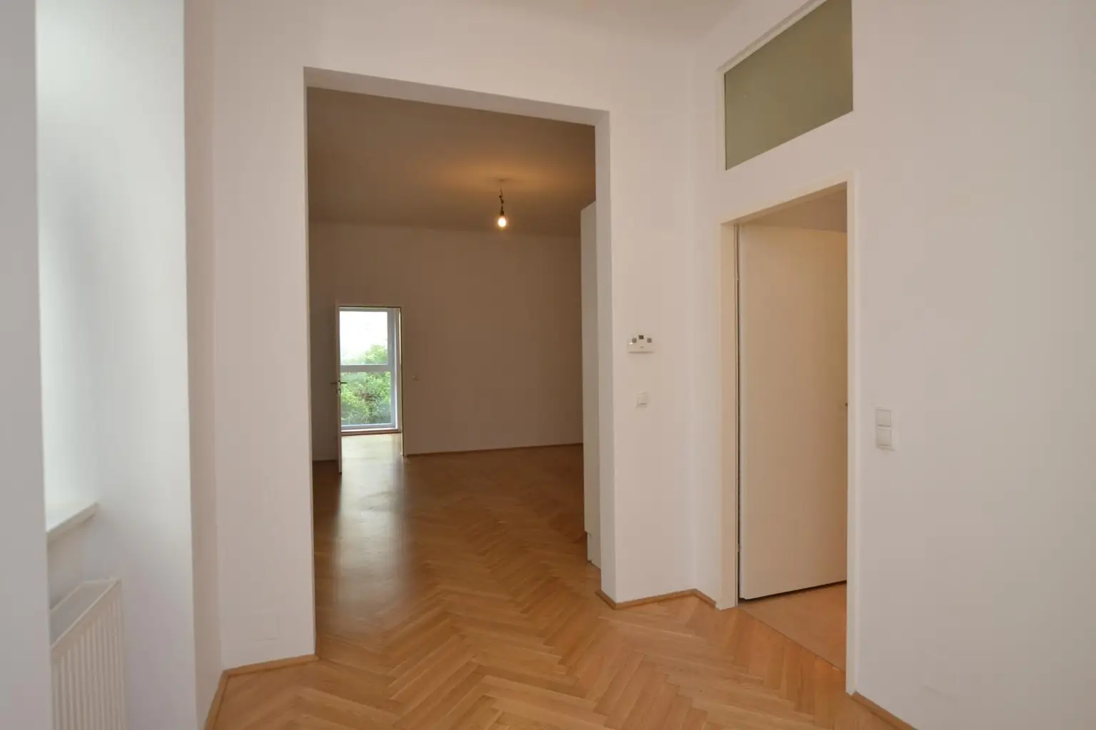 Gemütliche 2-Zimmer-Altbauwohnung mit Balkon und top Infrastruktur!