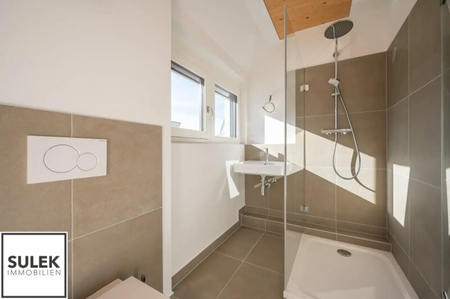 Dachgeschoßwohnung im Herzen des 2. Bezirks – 72 m² Wohnkomfort