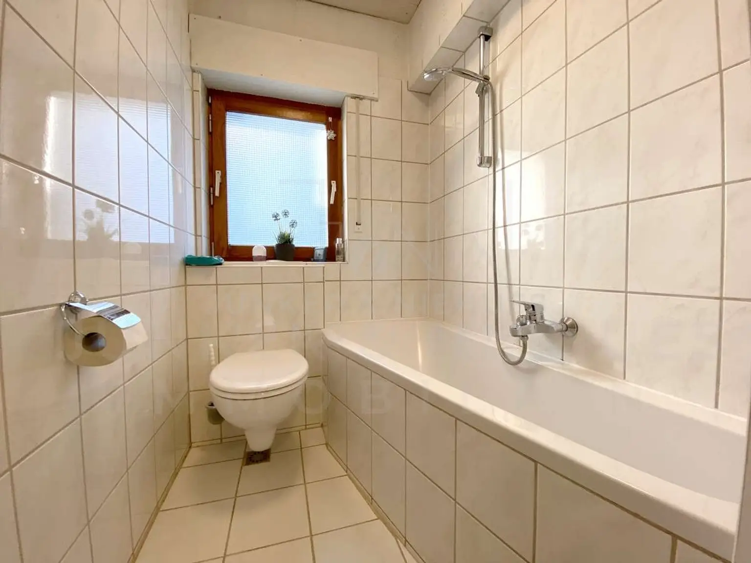 Badezimmer im Erdgeschoss