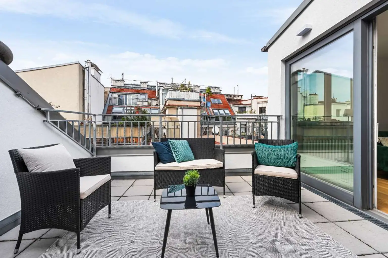 Dachgeschoßtraum  116m²  mit 3 Terrassen in Toplage 1090 Wien !