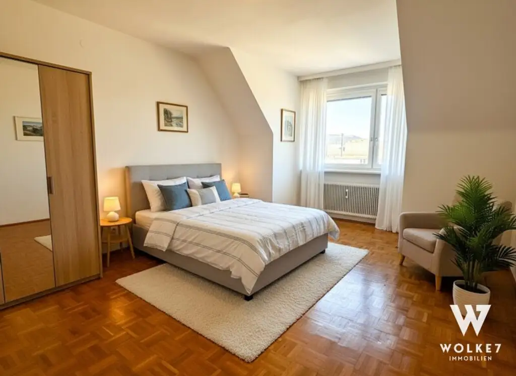 Lichtdurchflutete 2 Zimmer-Dachgeschosswohnung mit viel Potential und Cobenzl-Blick