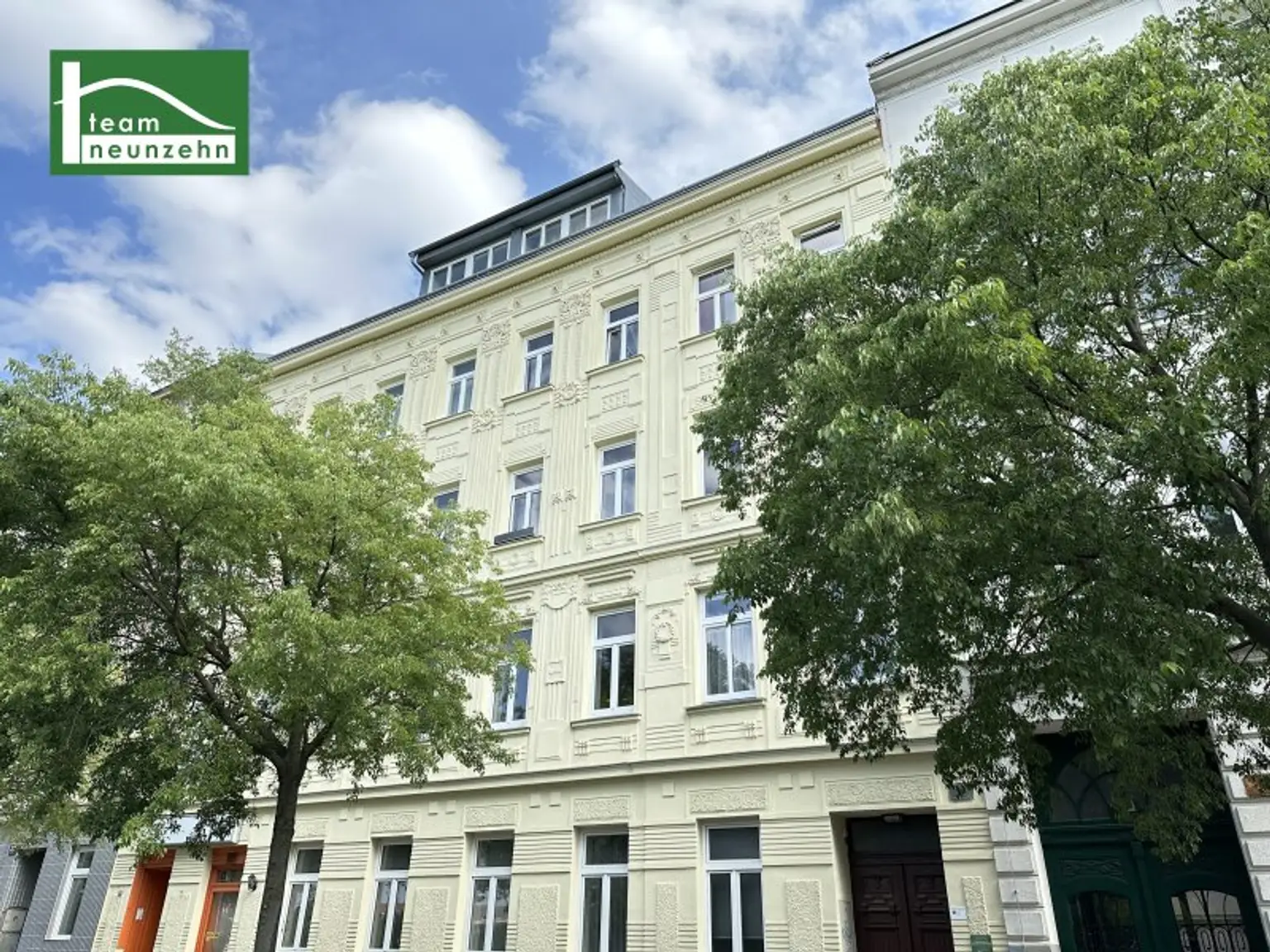 Panoramablick-Wohnung mit Dachterrasse nahe U6 Meidling zwischen Schönbrunn und Wienerberg - Frisch renoviert!