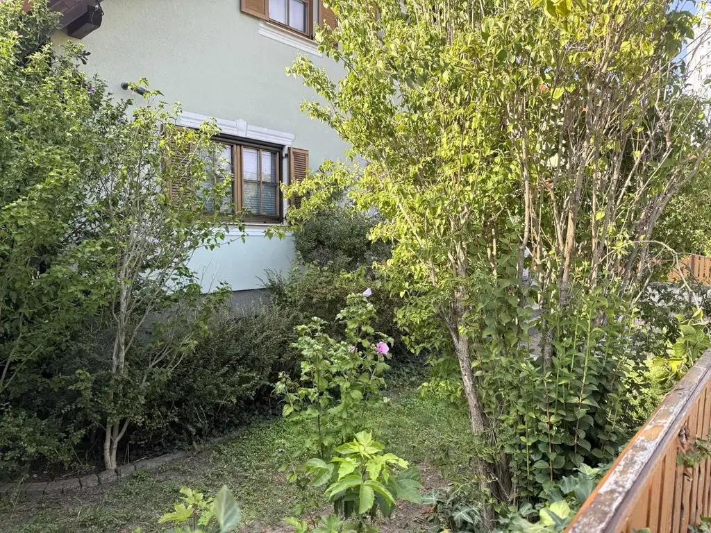 Ein kleines Stück Himmel auf Erden, Einfamilienhaus mit traumhaft schönem Garten // A little piece of heaven on Earth, detached house with beautif //