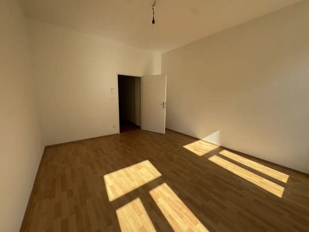 Altbauprojekt Columbusgasse 70 – Wohnen & Investieren im Herzen von Favoriten