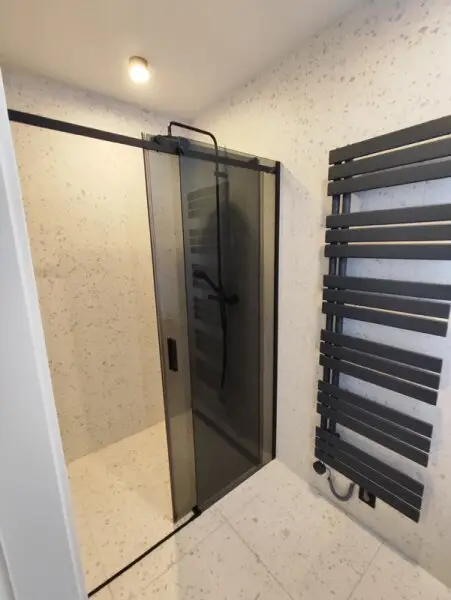 Krongasse! Erstbezug DG-Terrassenwohnung auf liebevoll neu saniertem Altbauhaus - Top16