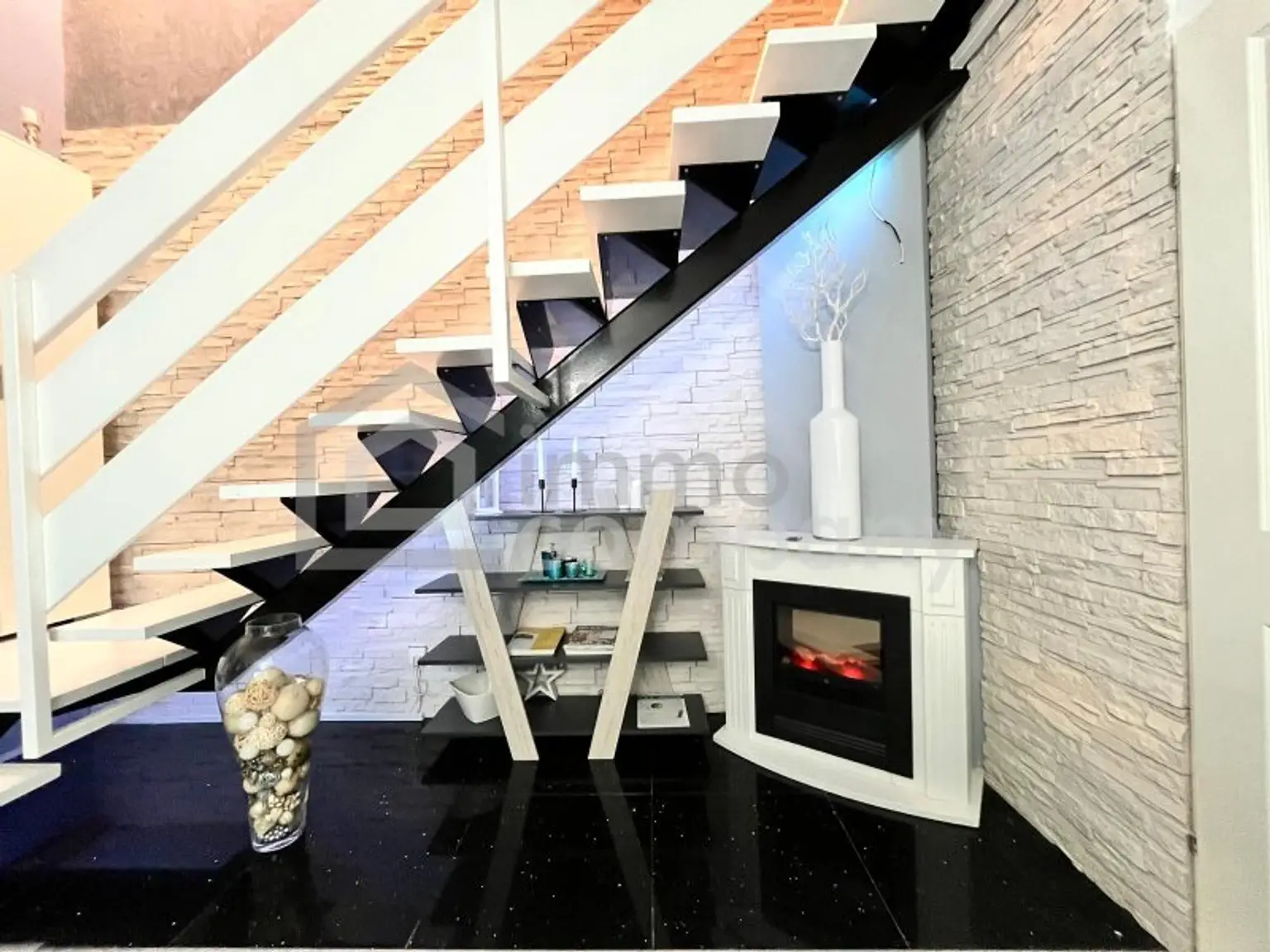 CITY-STYLE AUF ZWEI EBENEN - Urban, modern, außergewöhnlich!