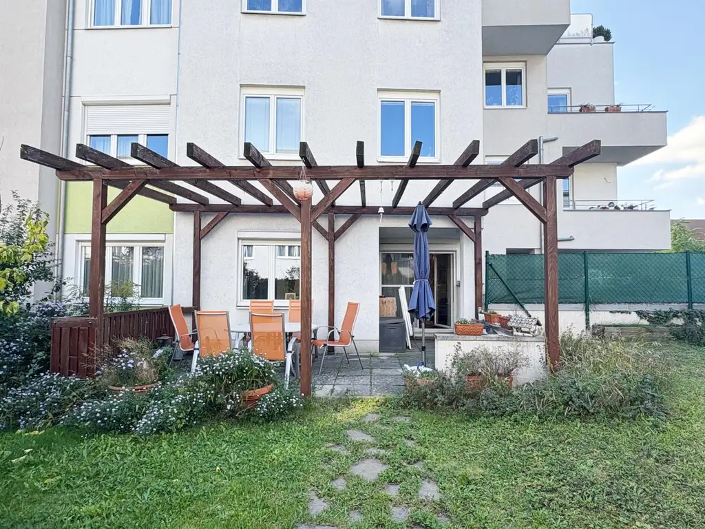 "Alles DA - 3 Zimmer, Terrasse, Garten & Garage!"