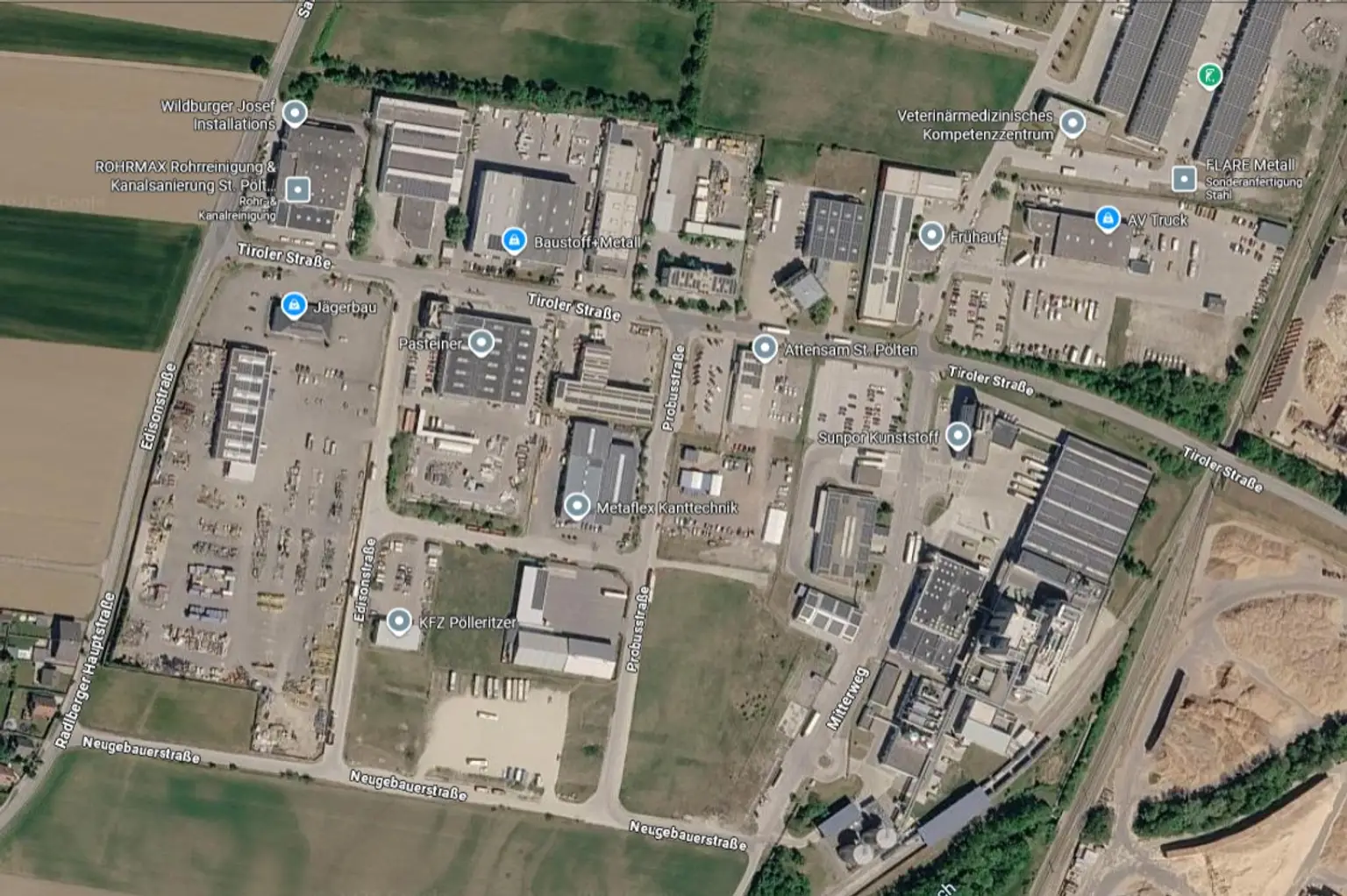 Grünfläche nahe der Autobahn - Möglichkeit für Lagerhalle, Lagerplatz, Werkstadt, etc. - dirket an der Autobahn