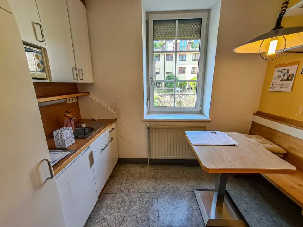 *** BARRIEREFREI *** Praxis am Josefsplatz - 5 Behandlungszimmer auf 170m²