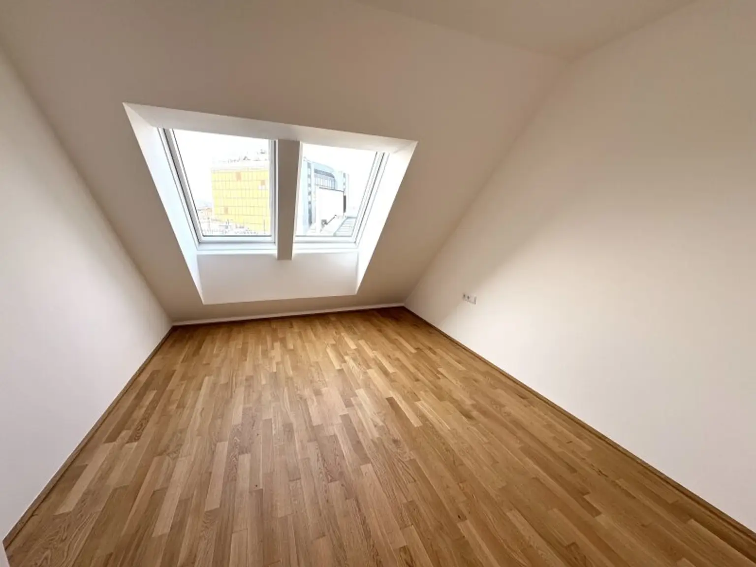 WOHNEN UND GENIESSEN IM SÜDWESTEN VON WIEN! PERFEKTE INFRASTRUKTUR – NÄHE SCHÖNBRUNN!