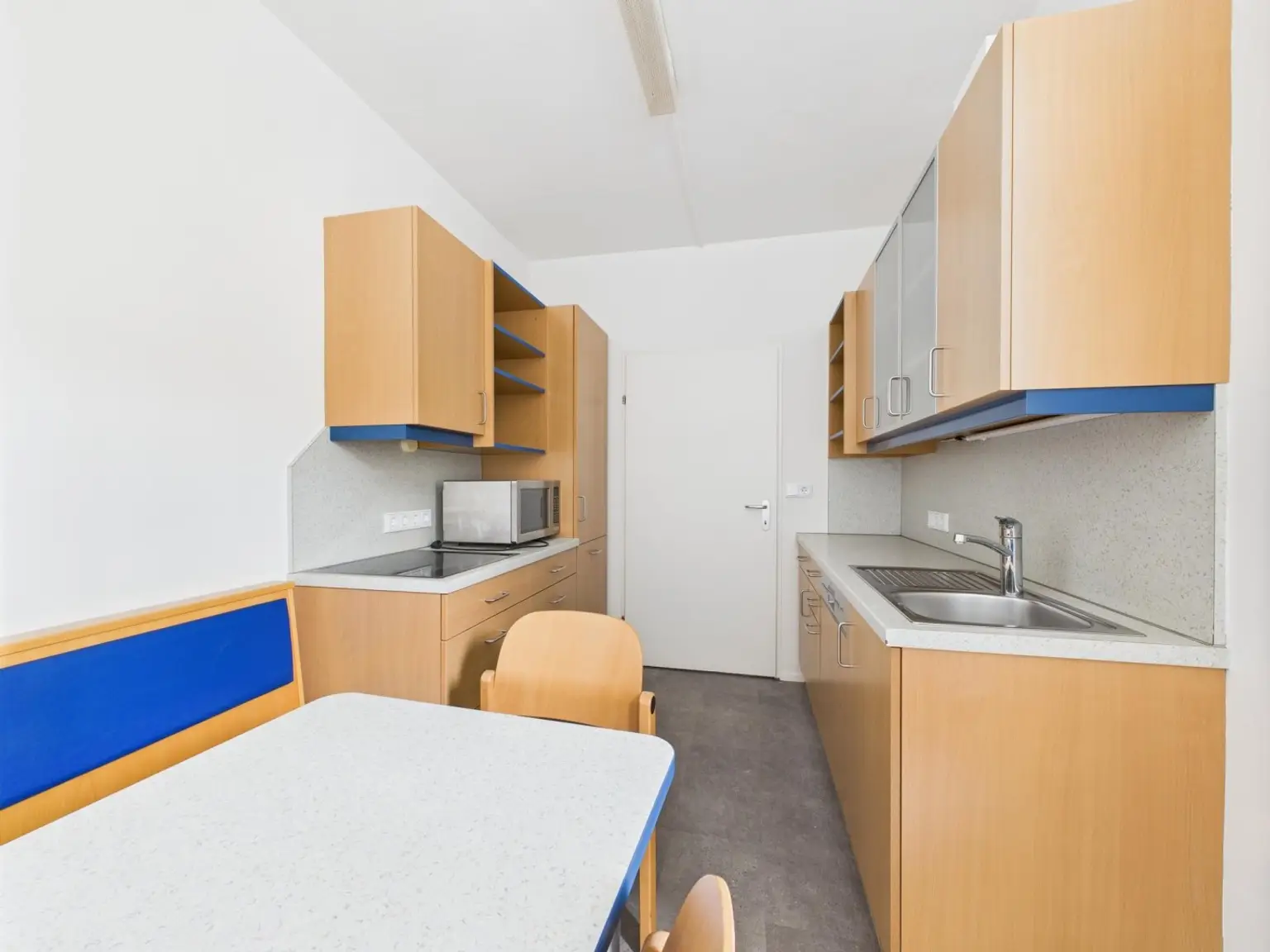 Linz/Stadt: TOP-MIETWOHNUNG ca. 116,7 m²  + BALKON nähe Promenade/Landestheater