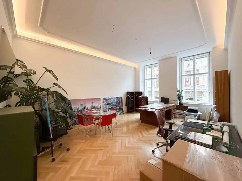 CO-WORKING SPACE ZU VERMIETEN! MIT GARAGENSTELLPLATZ! 1-Zimmer Büro mit Blick direkt auf die Oper zu vermieten