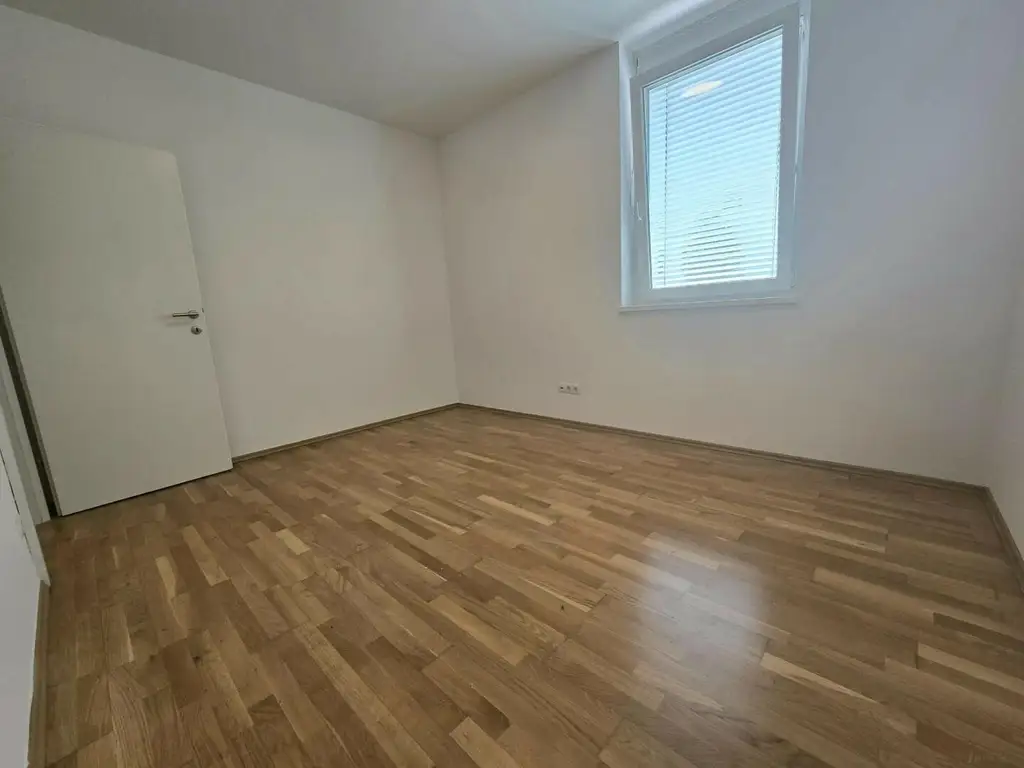 Entzückende Dreizimmerwohnung mit Balkon!