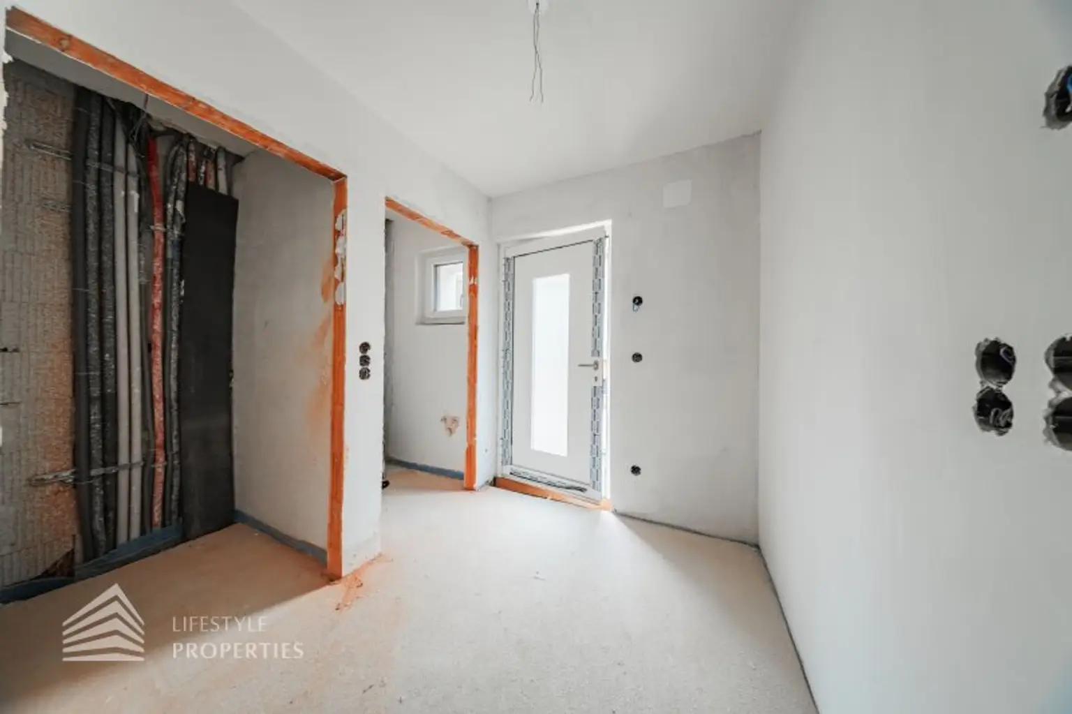 Belagsfertiges Reihenhaus mit Garten & Dachterrasse in ruhiger, zentraler Lage von Wien-Simmering