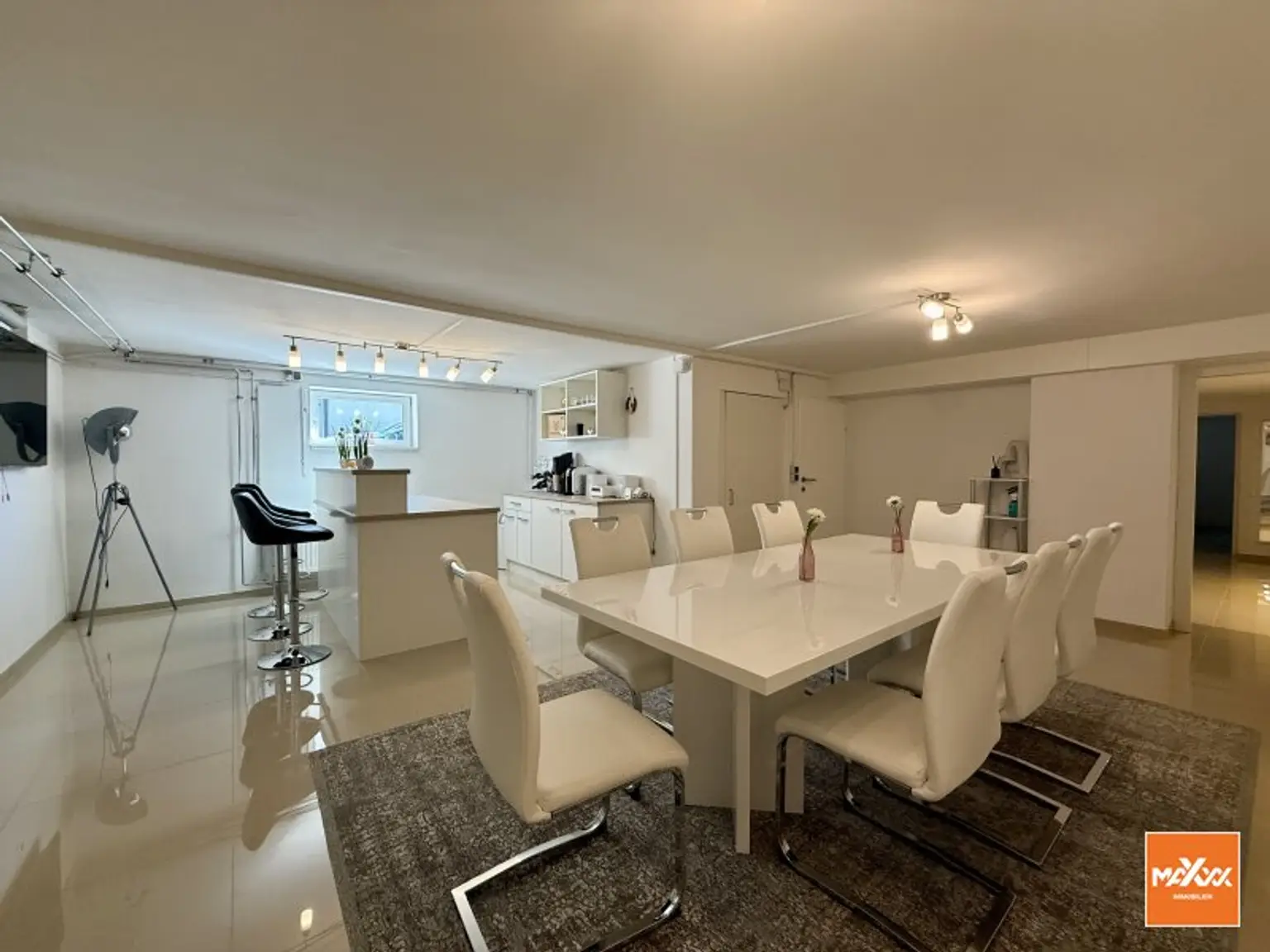 Provisionsfrei! Modernisiertes Einfamilienhaus mit 5 Zimmern & großem Keller!