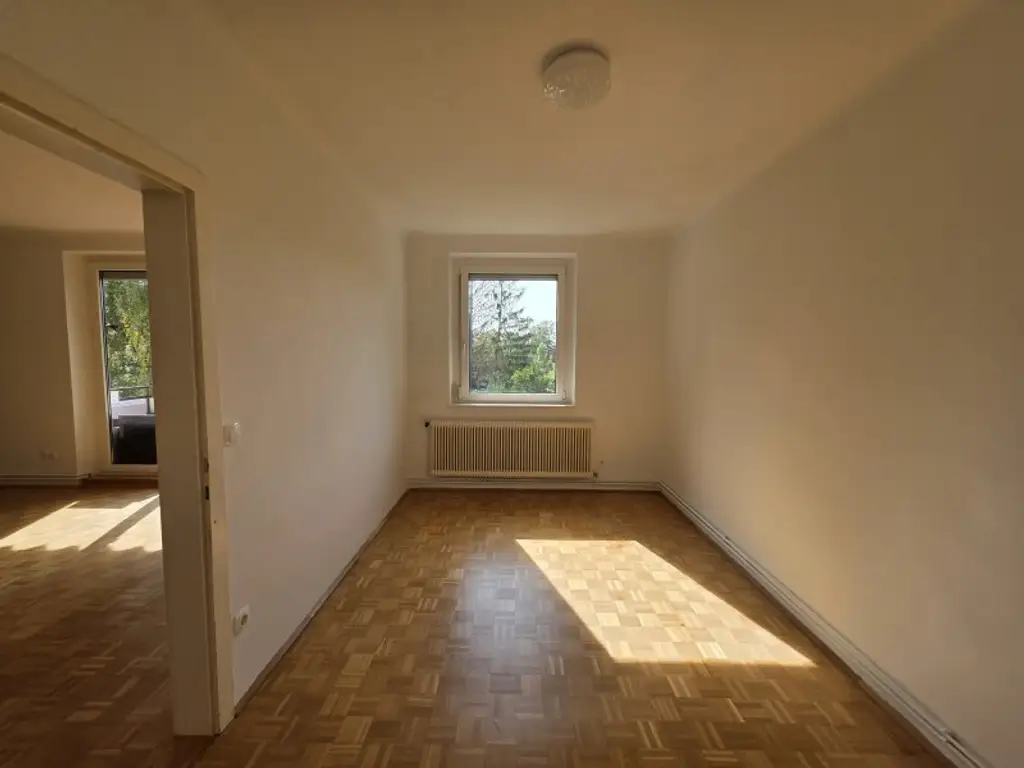 GRÜNOASE -  helle, sonnige 3-Zimmerwohnung in TOPLAGE mit Balkon