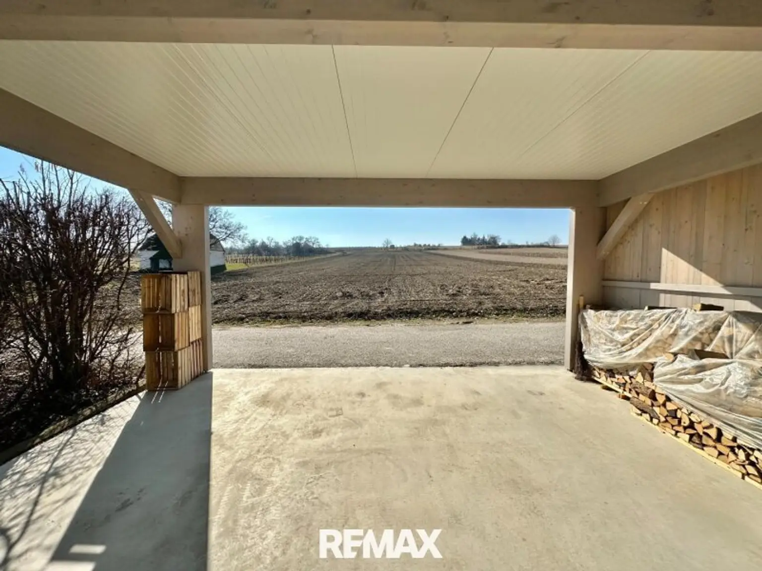 Carport