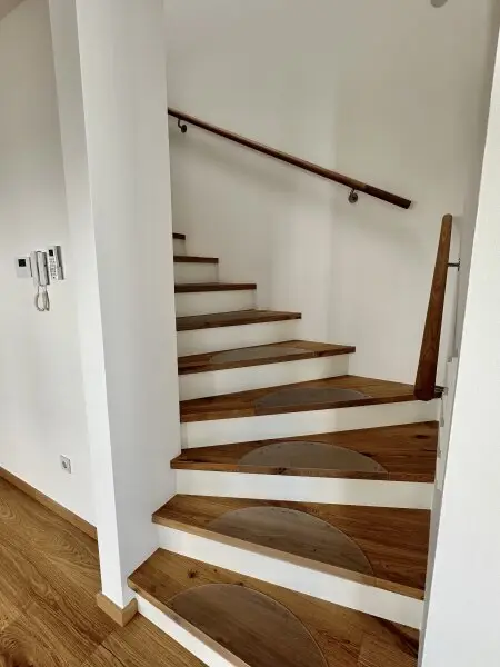 5 Zimmer auf 3 Ebenen! 2 Badezimmer! U1 und U2 gut erreichbar! Alte Donau! Provisionsfrei für den Käufer!