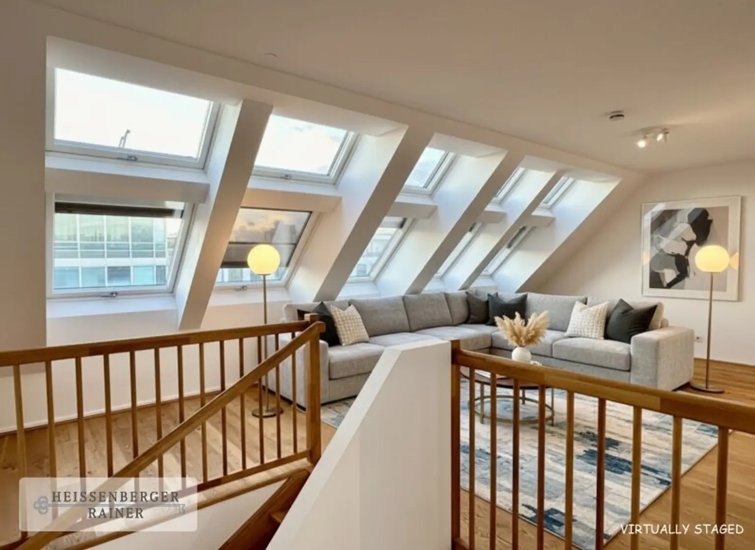 HOCHWERTIG, GROSSZÜGIG, SONNIG /// herrliche Dachterrassenwohnung /// Jacquingasse