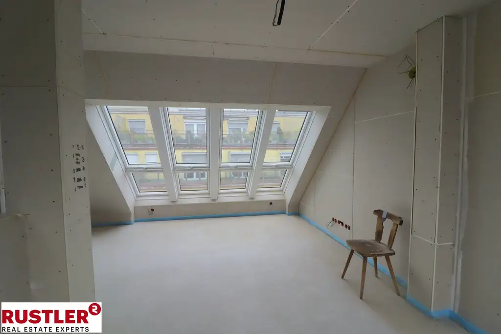 3 Zimmer - DG-Maisonette mit Terrasse - Nähe Kutschkermarkt