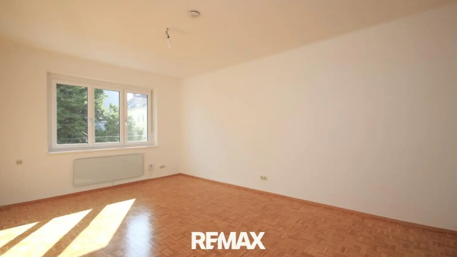 Wohnschlafzimmer Bild 2