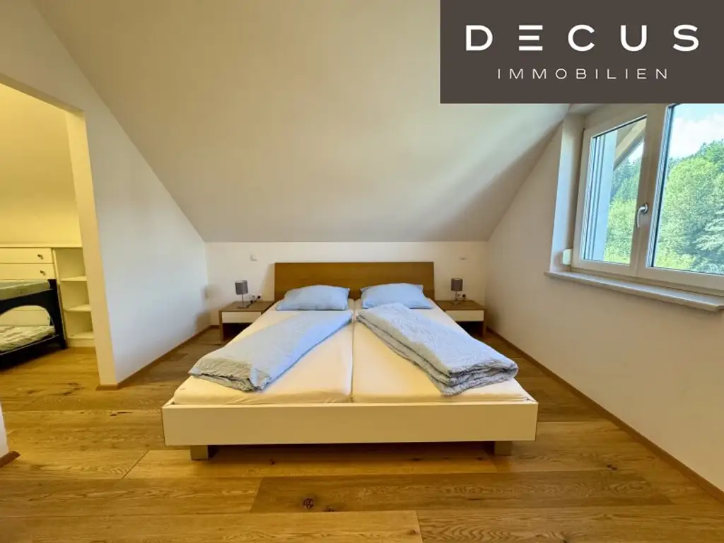 | TRAUMHAFTES MEHRFAMILIENHAUS IN LIGIST | ca. 274 m² WOHNFLÄCHE | MIT GARTEN | 2 TERRASSEN | MODERNE & HOCHWERTIGE AUSSTATTUNG | LICHTDURCHFLUTET | IDYLLISCHE LAGE