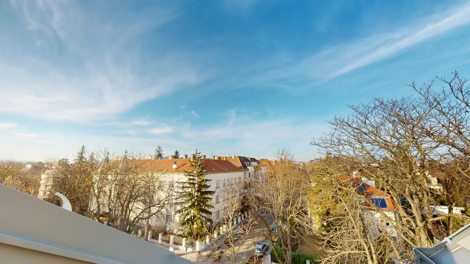 Traumhafte Dachwohnung im Hietzinger Cottage I Altbaujwel