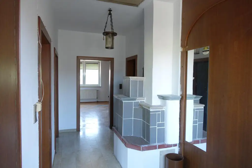 **VIEL PLATZ UND VIELE MÖGLICHKEITEN** Haus mit vielfältigem Potential im Südburgenland!