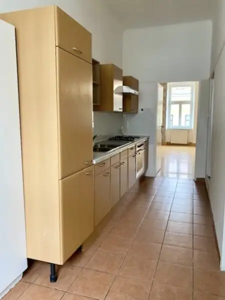 Großzügige 3-Zimmerwohnung in Toplage, Küche mit Küchenzeile, hell, Nähe Reinprechtsdorferstraße (zukünftige U5), Matzleinsdorferplatz S-Bahn!