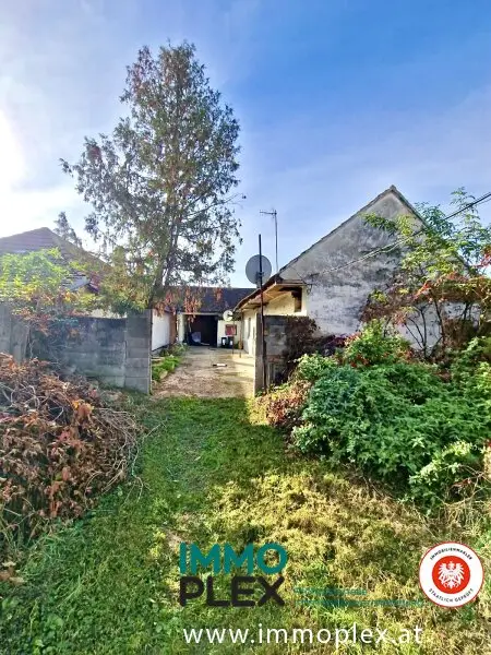 Einfamilienhaus in Ruhelage mit Schuppen und 4 Zimmer auf großem Grundstück, sanierungsbedürftig, zu kaufen!