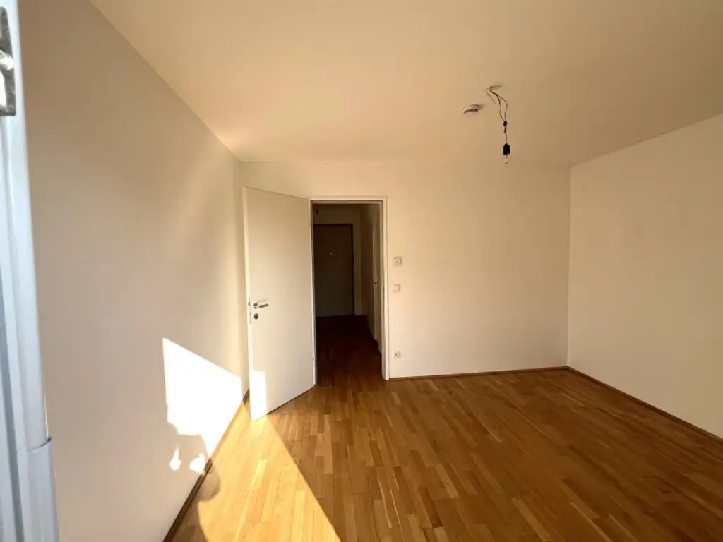 Attraktive 3-Zimmerwohnung mit Kühldecke und Terrasse