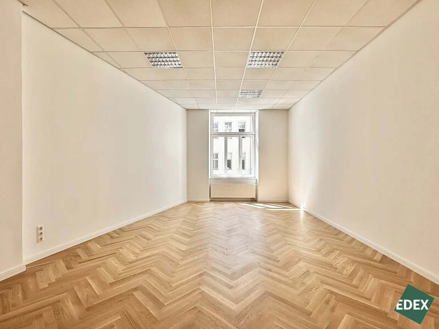 Erstebezug nach Sanierung! Modernes Büro Nähe Schwarzenbergplatz!