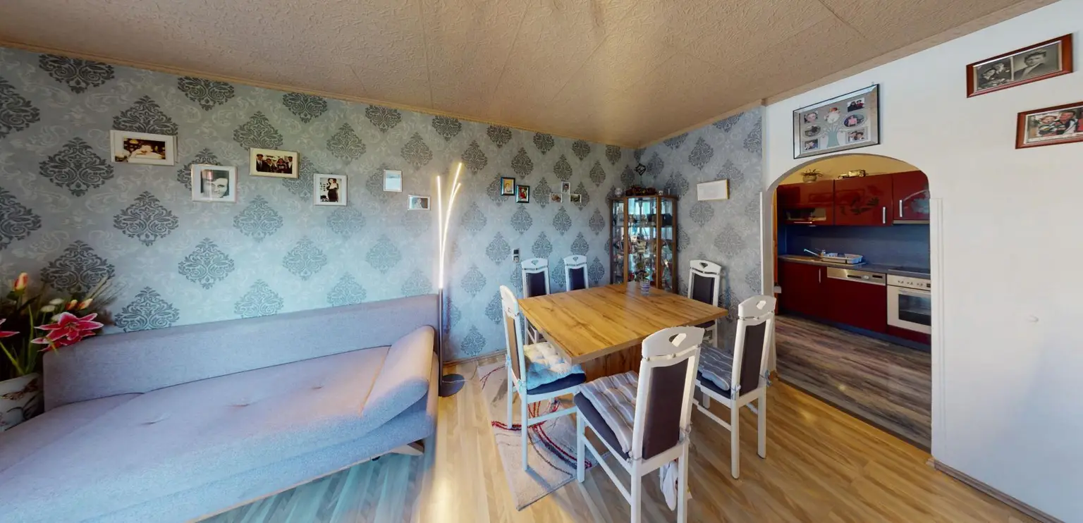 Wohnung -  Innsbruck - Ess-Wohnzimmer