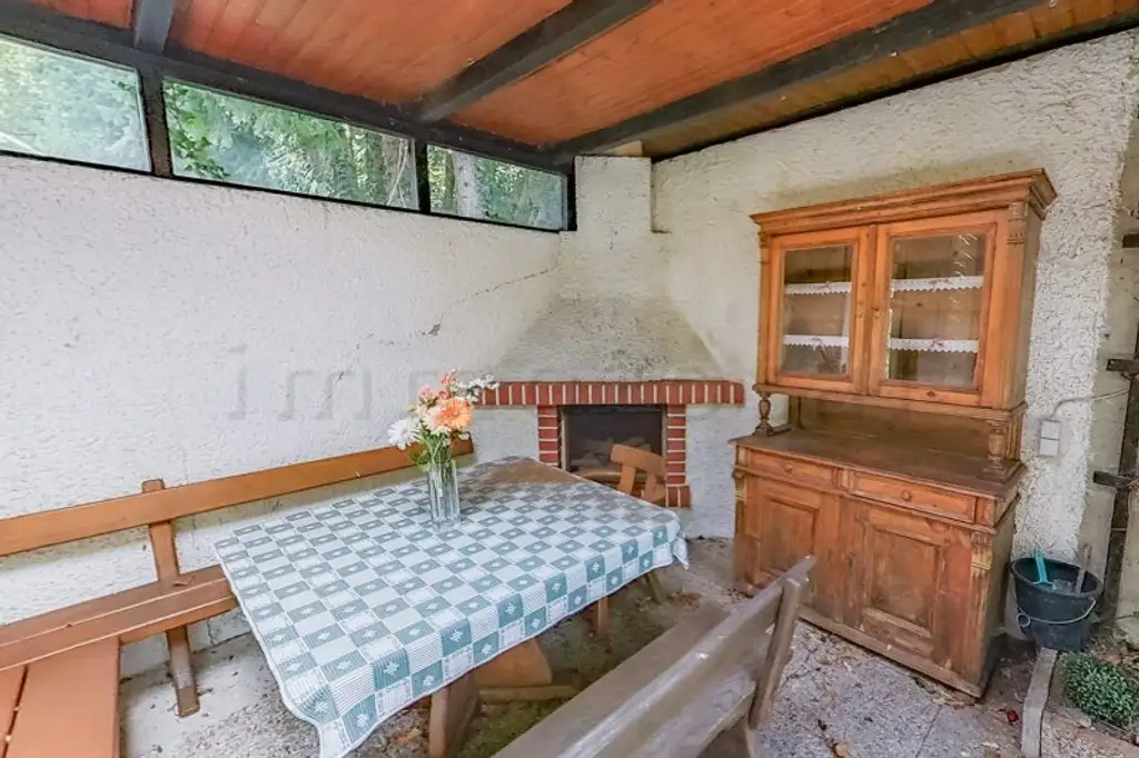 Architektenhaus mit Fernsicht in traumhafter Waldrandlage