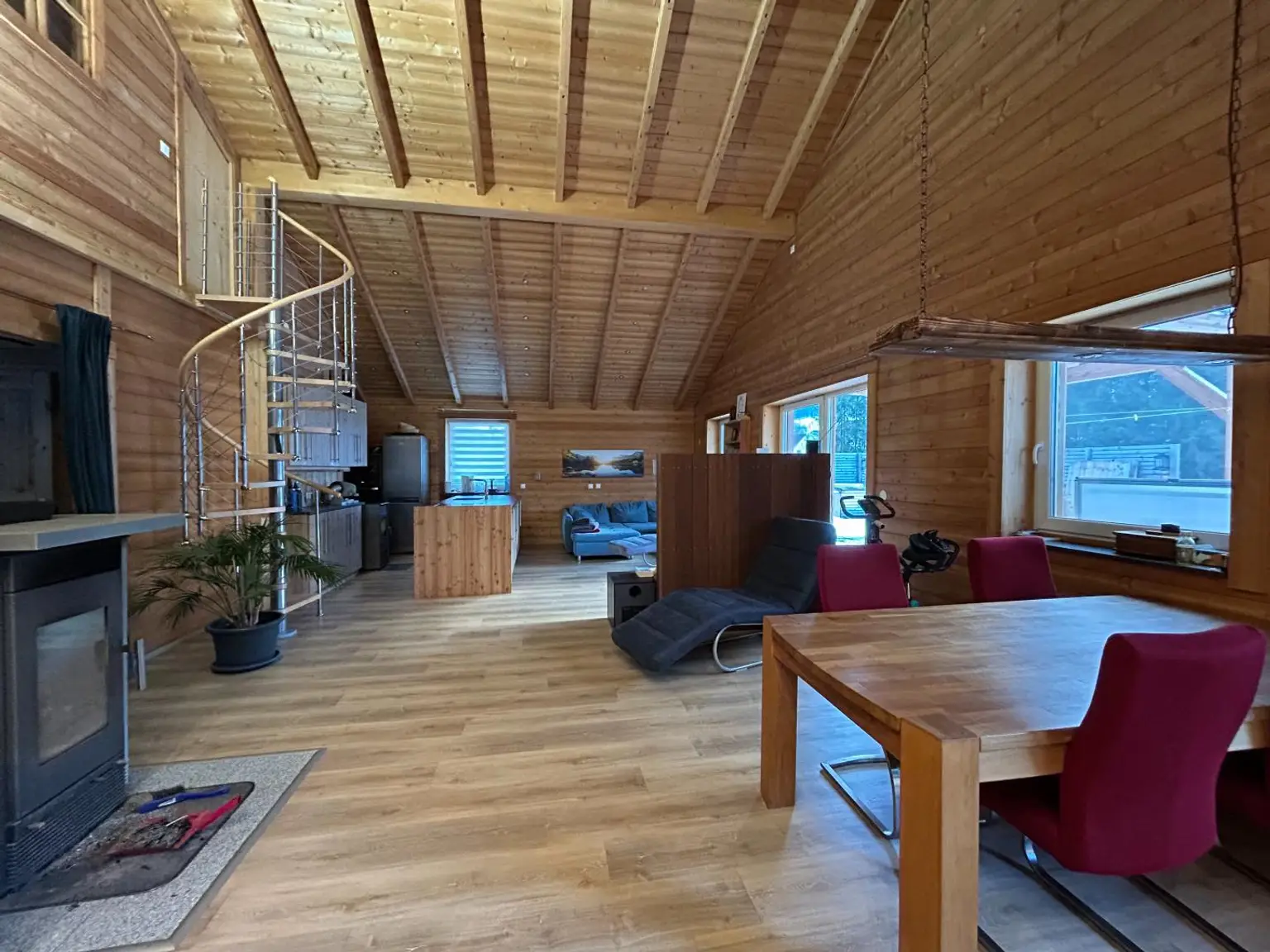 Wohn-Essbereich mit Küche