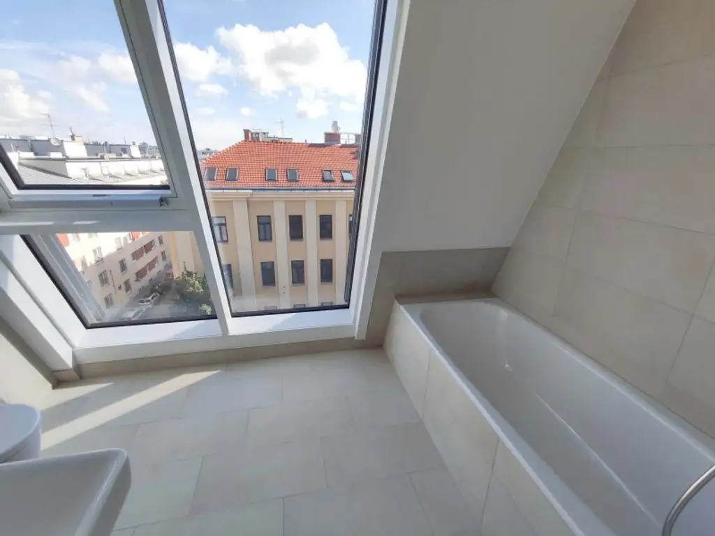 DACHGESCHOß-4-Zimmer-ERSTBEZUG mit Terrasse und privatem Liftzugang! Top 1/40