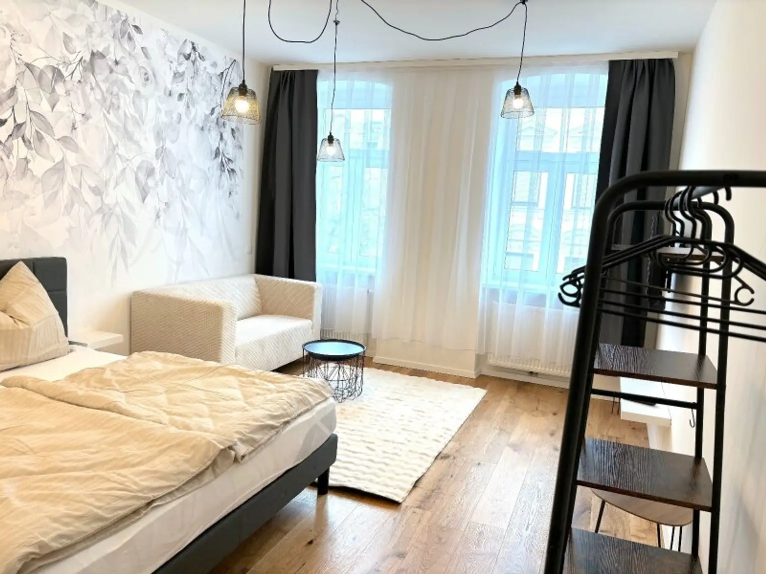 Neusanierte ein Zimmerwohnung