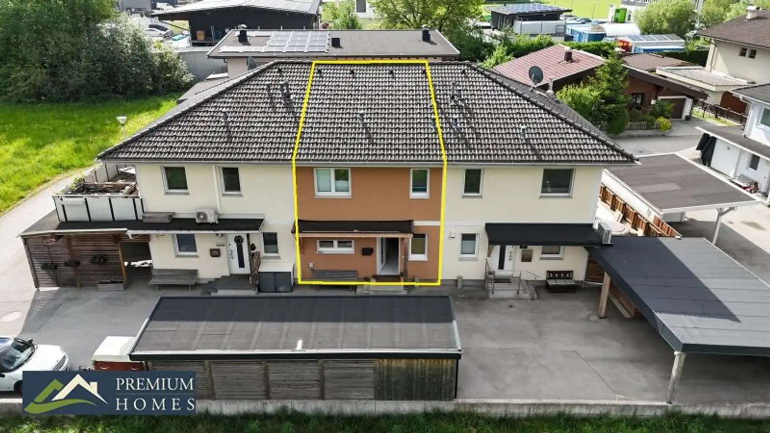 Kramsach-Reihen-Mittelhaus_Drohnenaufnahme