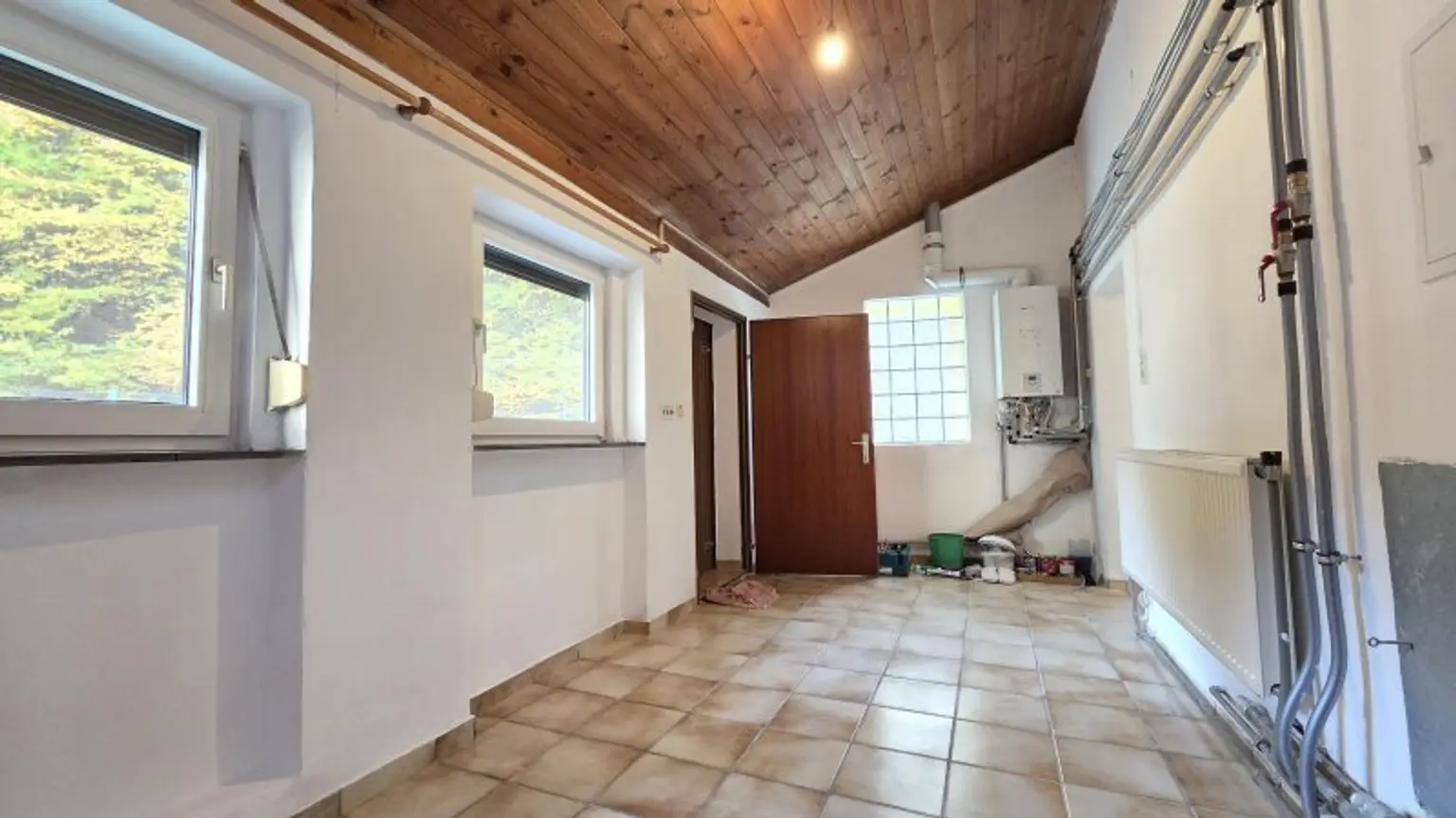 Ein/Zweifamilienhaus * teilweise renoviert * direkt am Wald gelegen * Ruhelage