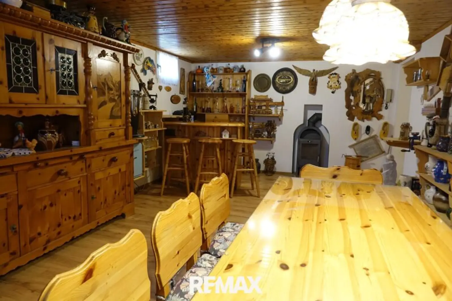 Stüberl im Keller