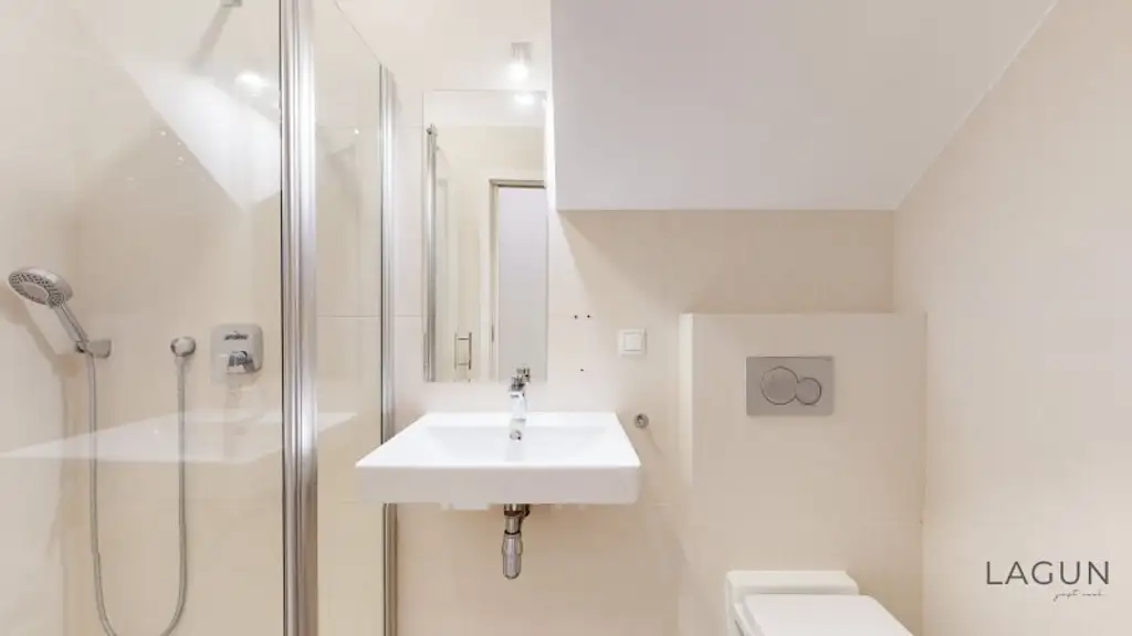 GRUPPENPRAXIS, ORDINATION, BÜRO, Innenhofgebäude mit Gartennnutzung ab 01.01.2026