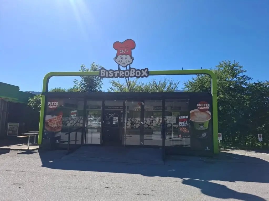 Aufgelassene Tankstelle mit viel Grundstück bei Liezen zu kaufen !