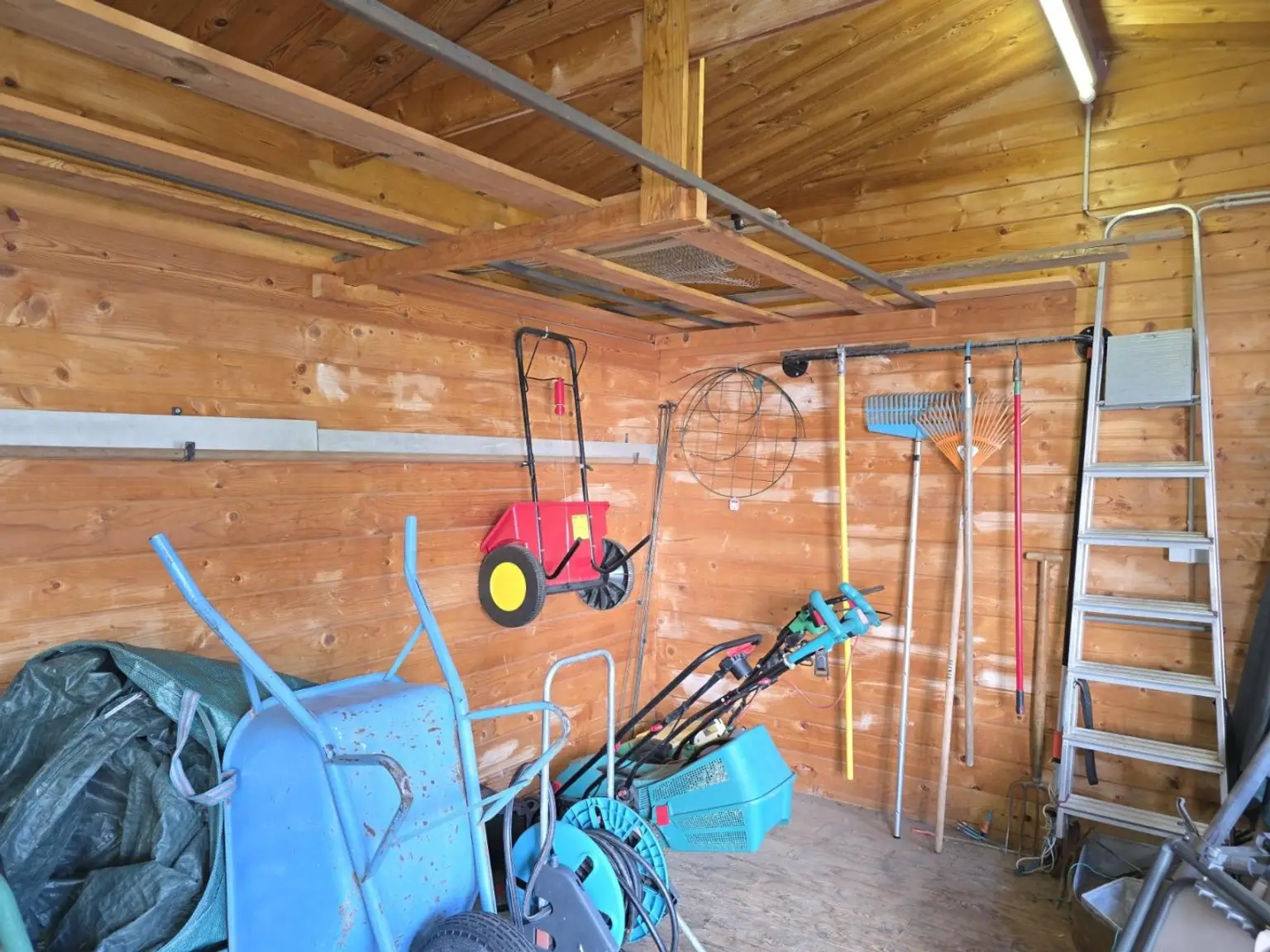 26 2000 EFH Gartenhaus