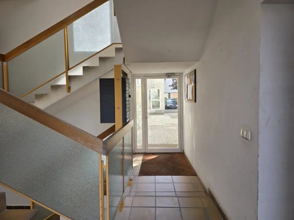 Willkommen in Ihrer GARTENWOHNUNG  3,5 ZIMMER -  inklusive KFZ-STELLPLATZ