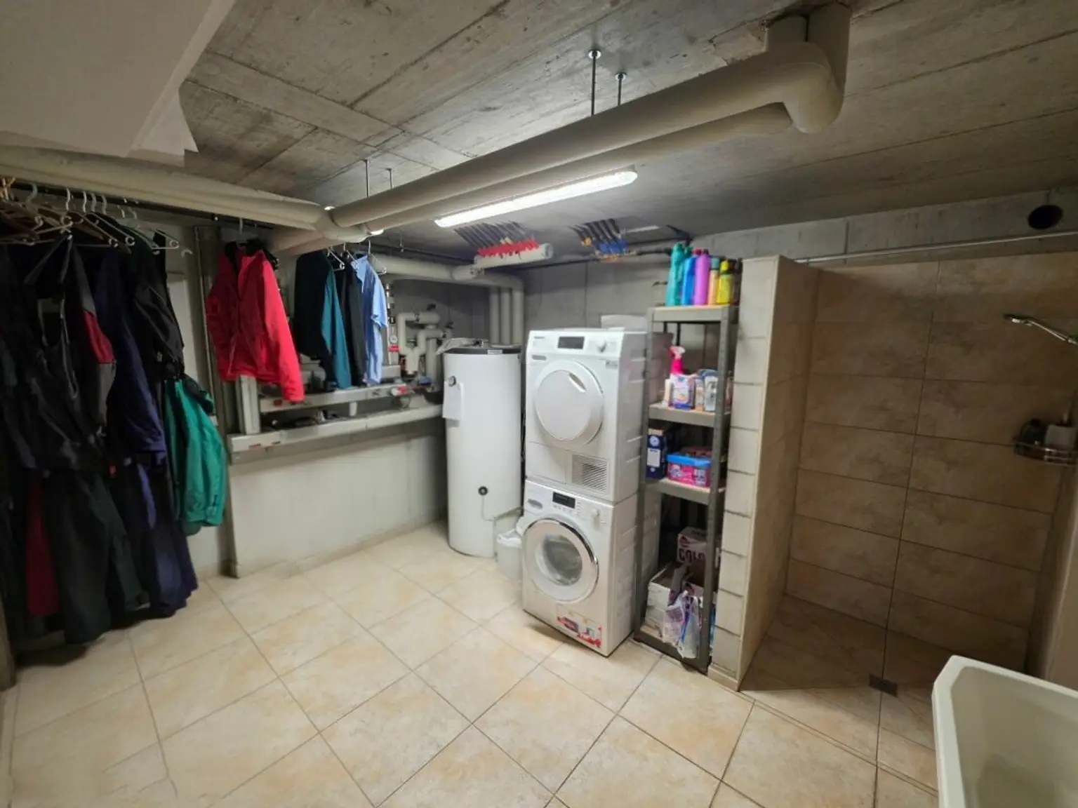 Einfamilienhaus mit Mega Volumen und Lift!