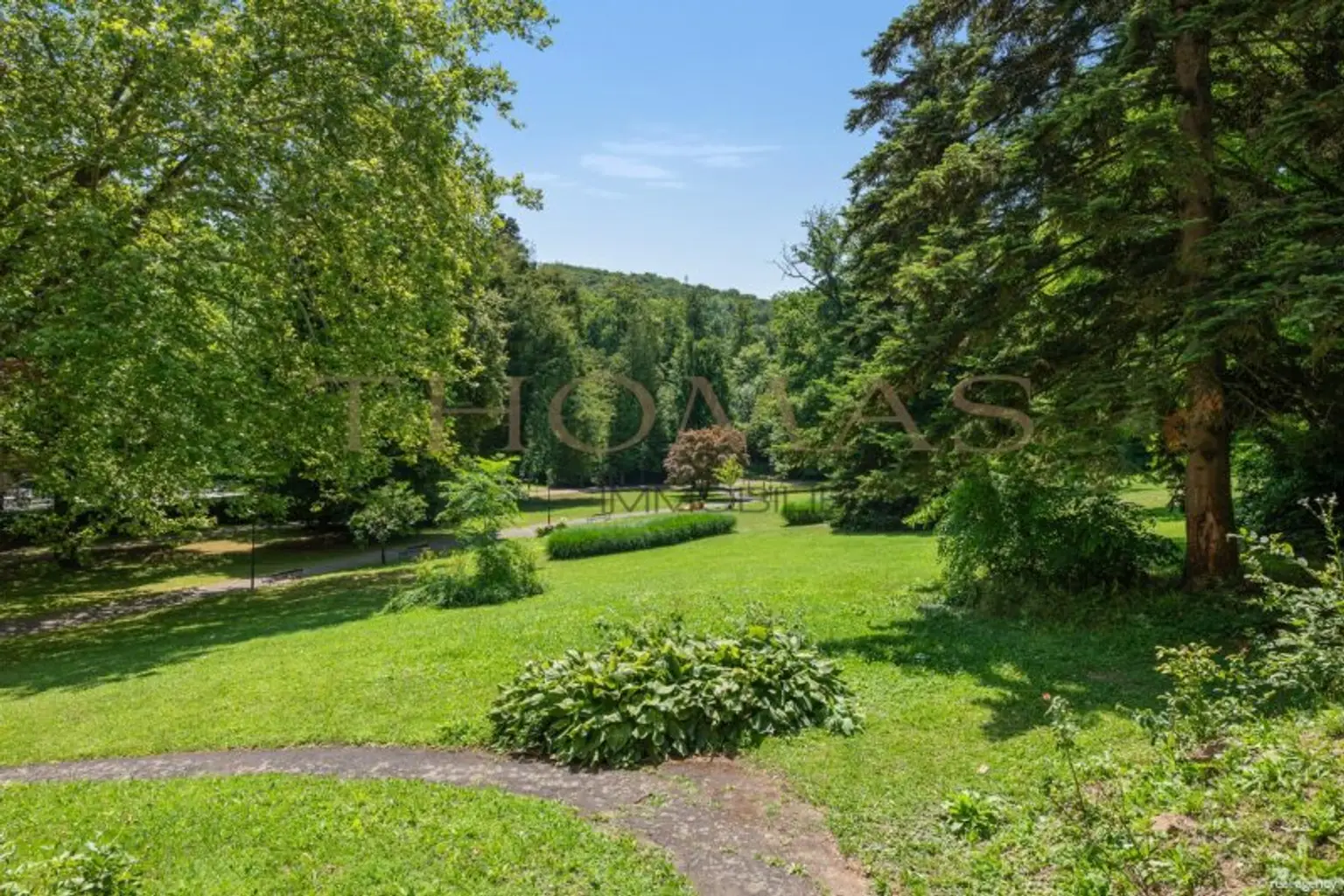 Kurparkjuwel "Villa Clar" - Boutiquehotel, Restaurant & 3 Geschäftsflächen
